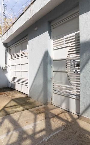 Casa de condomínio à venda com 55m², 2 quartos e 1 vaga Casa de condomínio à venda com 55m², 2 quartos e 1 vagaEntrada