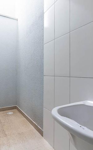 Casa de condomínio à venda com 55m², 2 quartos e 1 vaga Casa de condomínio à venda com 55m², 2 quartos e 1 vagaÁrea de Serviço