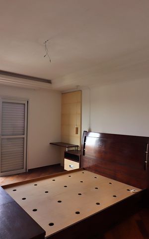 Casa de condomínio à venda com 642m², 4 quartos e 6 vagasSuíte 1