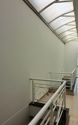 Casa de condomínio à venda com 642m², 4 quartos e 6 vagasCorredor