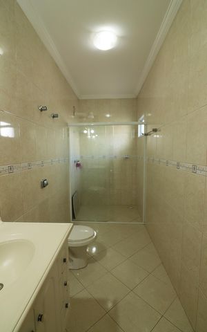 Casa de condomínio à venda com 642m², 4 quartos e 6 vagasSuíte 4 Banheiro