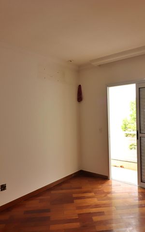 Casa de condomínio à venda com 642m², 4 quartos e 6 vagasSuíte 3