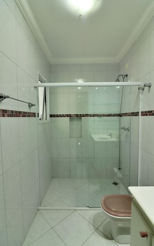Casa de condomínio à venda com 642m², 4 quartos e 6 vagasSuíte 3 Banheiro