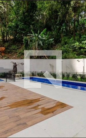 Apartamento para alugar com 35m², 2 quartos e sem vaga Apartamento para alugar com 35m², 2 quartos e sem vagaÁrea comum - Piscina