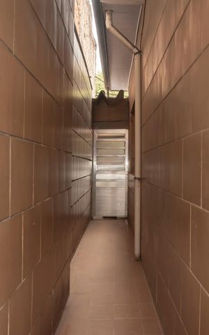 Casa à venda com 141m², 2 quartos e 1 vagaQuintal - Acesso lateral