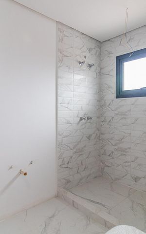 Casa à venda com 300m², 3 quartos e 2 vagasBanheiro do Quarto 2