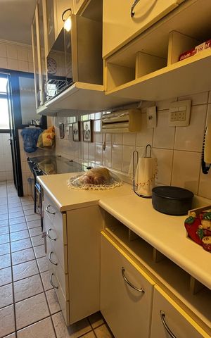 Apartamento à venda com 65m², 2 quartos e 2 vagasCozinha