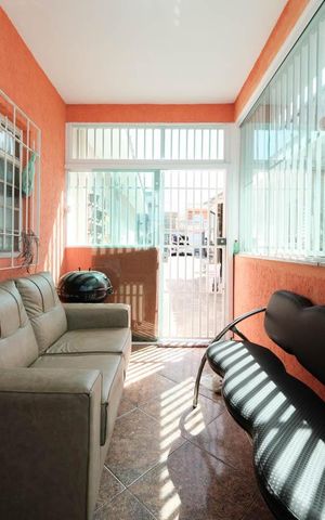 Casa à venda com 40m², 1 quarto e 1 vagaEntrada