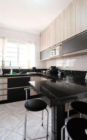 Casa à venda com 40m², 1 quarto e 1 vagaCozinha