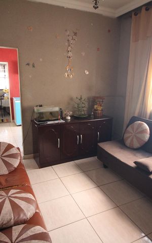 Casa à venda com 360m², 3 quartos e 3 vagasSala 2