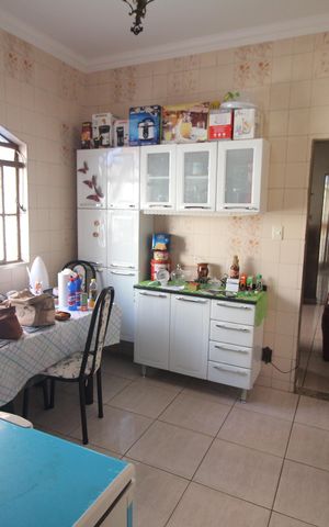 Casa à venda com 360m², 3 quartos e 3 vagasCopa