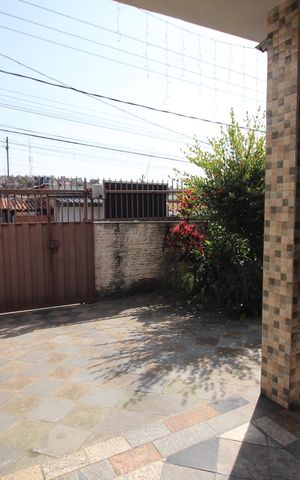 Casa à venda com 360m², 3 quartos e 3 vagasQuintal