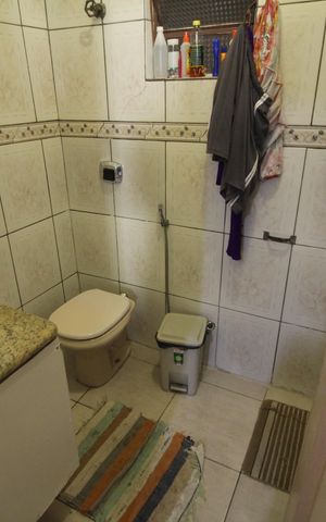 Casa à venda com 360m², 3 quartos e 3 vagasBanheiro 2