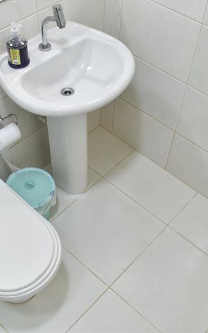 Casa para alugar com 420m², 4 quartos e 4 vagasBanheiro 1