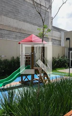 Apartamento para alugar com 31m², 1 quarto e sem vaga Apartamento para alugar com 31m², 1 quarto e sem vagaÁrea comum - Playground