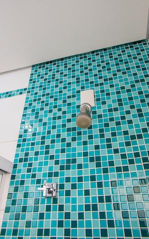 Apartamento à venda com 80m², 3 quartos e 2 vagasBanheiro da Suíte