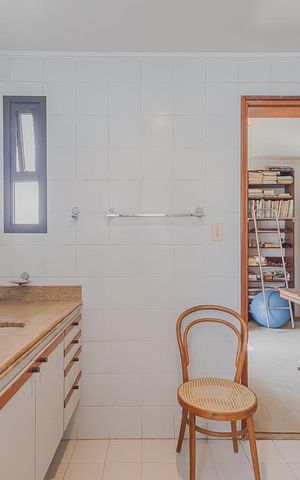 Apartamento à venda com 237m², 3 quartos e 3 vagasBanheiro da Suíte 2
