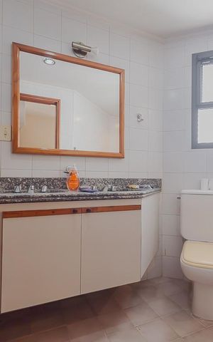 Apartamento à venda com 237m², 3 quartos e 3 vagasBanheiro da Suíte 3