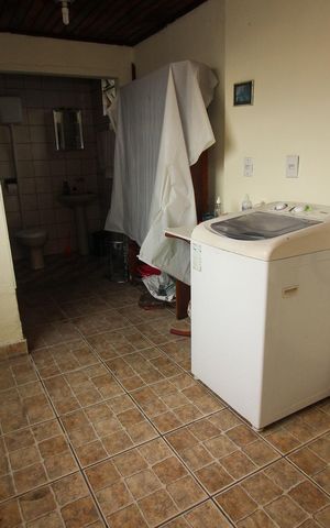 Casa à venda com 70m², 2 quartos e 1 vaga Casa à venda com 70m², 2 quartos e 1 vagaÁrea de Serviço