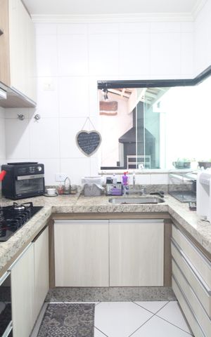 Casa de condomínio à venda com 116m², 3 quartos e 2 vagasCozinha