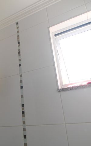 Casa de condomínio à venda com 116m², 3 quartos e 2 vagasBanheiro da suíte