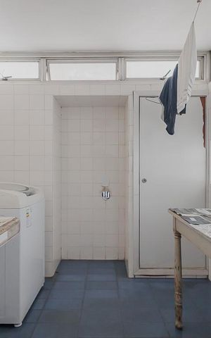 Casa à venda com 570m², 4 quartos e 5 vagasÁrea de Serviço