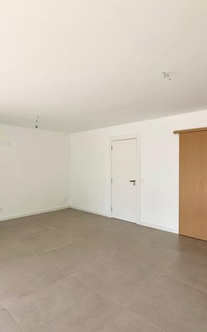 Apartamento à venda com 151m², 4 quartos e 2 vagas Apartamento à venda com 151m², 4 quartos e 2 vagasSala