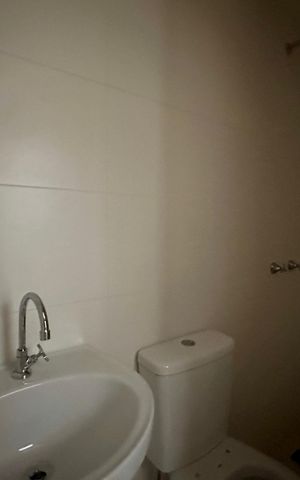 Apartamento à venda com 151m², 4 quartos e 2 vagas Apartamento à venda com 151m², 4 quartos e 2 vagasBanheiro de serviço