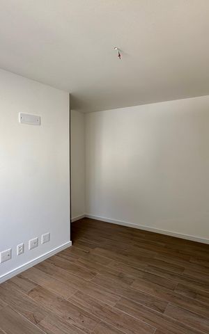 Apartamento à venda com 151m², 4 quartos e 2 vagas Apartamento à venda com 151m², 4 quartos e 2 vagasQuarto 2