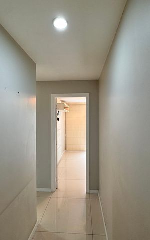 Apartamento para alugar com 167m², 4 quartos e 3 vagasCorredor