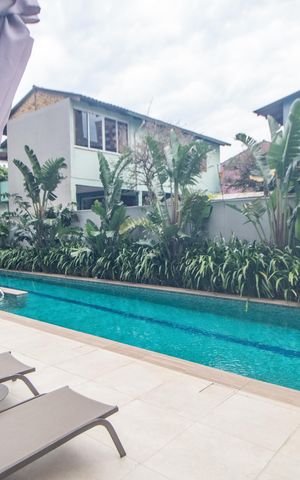 Studio à venda com 26m², 1 quarto e sem vaga Studio à venda com 26m², 1 quarto e sem vagaÁrea comum - Piscina