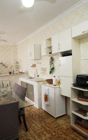 Apartamento à venda com 96m², 2 quartos e 1 vagaCozinha