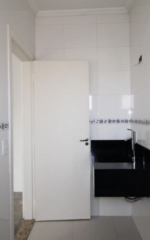Casa à venda com 210m², 3 quartos e 4 vagasBanheiro do Quarto 3