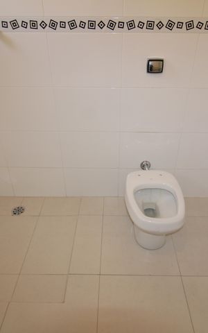 Casa à venda com 210m², 3 quartos e 4 vagasBanheiro