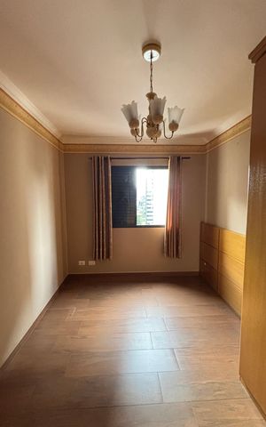 Apartamento à venda com 180m², 3 quartos e 2 vagas Apartamento à venda com 180m², 3 quartos e 2 vagasQuarto 1