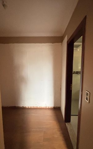 Apartamento à venda com 180m², 3 quartos e 2 vagas Apartamento à venda com 180m², 3 quartos e 2 vagasSuíte