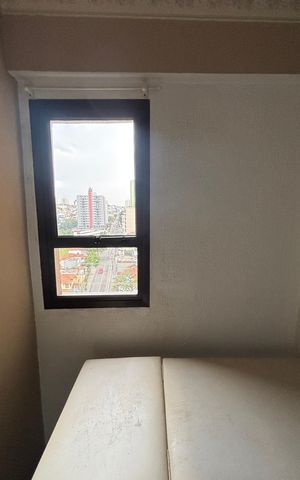 Apartamento à venda com 180m², 3 quartos e 2 vagas Apartamento à venda com 180m², 3 quartos e 2 vagasQuarto de Serviço