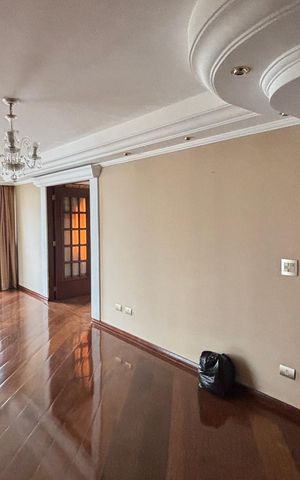 Apartamento à venda com 180m², 3 quartos e 2 vagas Apartamento à venda com 180m², 3 quartos e 2 vagasSala