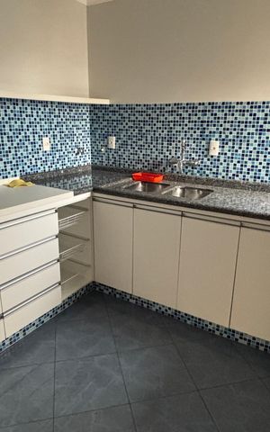Apartamento à venda com 180m², 3 quartos e 2 vagas Apartamento à venda com 180m², 3 quartos e 2 vagasCozinha
