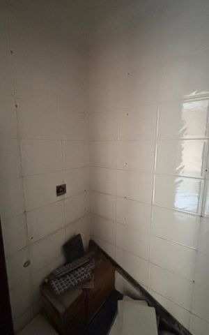 Apartamento à venda com 180m², 3 quartos e 2 vagas Apartamento à venda com 180m², 3 quartos e 2 vagasBanheiro de Serviço