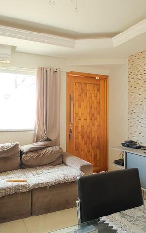 Casa de condomínio à venda com 163m², 3 quartos e 2 vagasSala