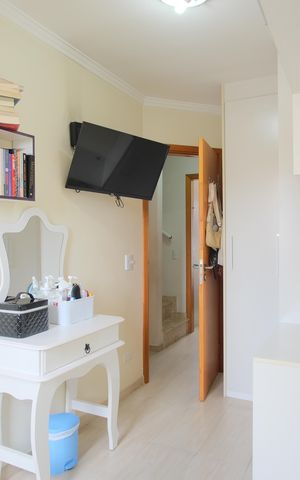 Casa de condomínio à venda com 163m², 3 quartos e 2 vagasQuarto 1