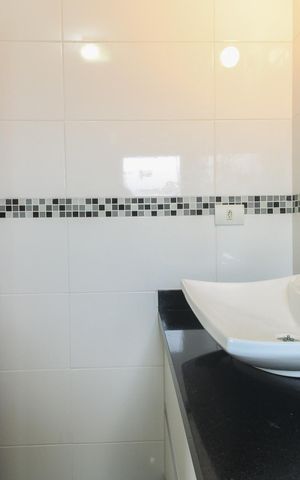 Casa à venda com 320m², 4 quartos e 7 vagas Casa à venda com 320m², 4 quartos e 7 vagasBanheiro Suíte 3