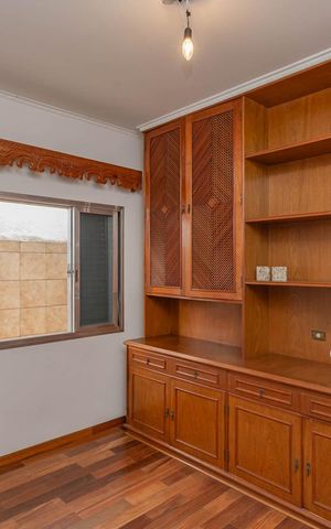 Casa à venda com 230m², 3 quartos e 10 vagasQuarto