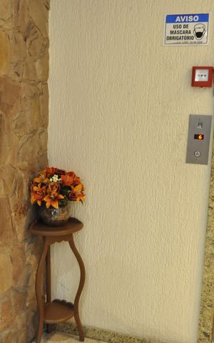 Apartamento à venda com 56m², 2 quartos e sem vagaÁrea comum
