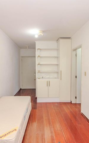 Apartamento à venda com 44m², 1 quarto e sem vaga Apartamento à venda com 44m², 1 quarto e sem vagaSala