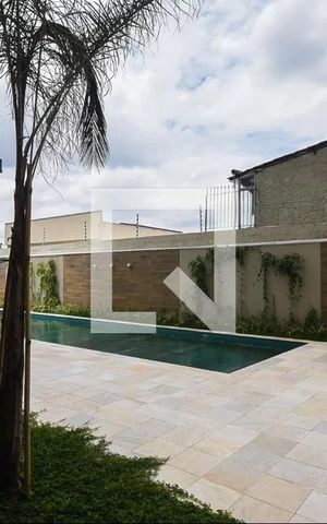 Apartamento para alugar com 39m², 2 quartos e 1 vaga Apartamento para alugar com 39m², 2 quartos e 1 vagaÁrea comum - Piscina