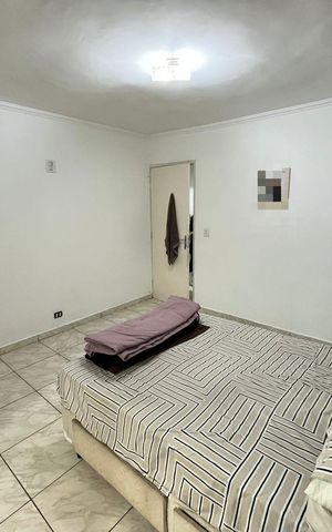 Casa para alugar com 100m², 2 quartos e 1 vaga Casa para alugar com 100m², 2 quartos e 1 vagaQuarto 1