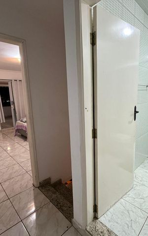 Casa para alugar com 100m², 2 quartos e 1 vaga Casa para alugar com 100m², 2 quartos e 1 vagaCorredor