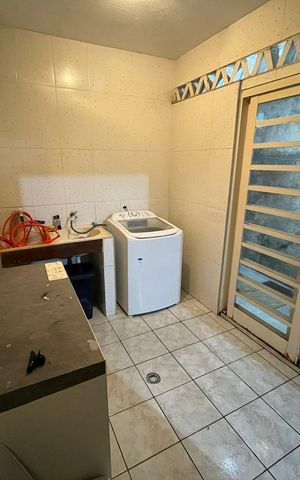 Casa para alugar com 100m², 2 quartos e 1 vaga Casa para alugar com 100m², 2 quartos e 1 vagaÁrea de Serviço